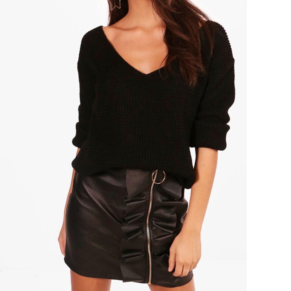 V-NECK SWEATER /OFF-THE SHOULDER